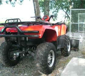 this is a super clean 2006 arctic cat 700 has a 60 snow plow with a 2500lbs