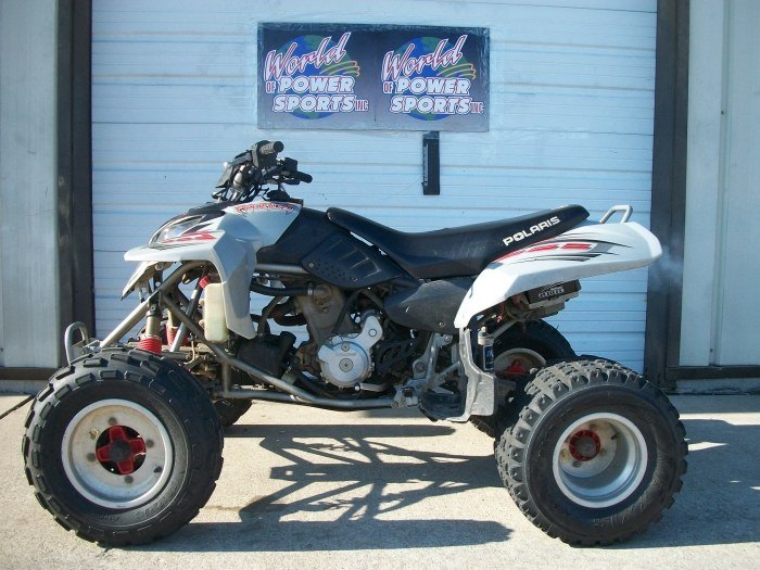 Guidon Accossato Noir Aluminium Ø22x5 Mm Pour Polaris Predator 500 (2004) - Haut De Gamme Made In Italy