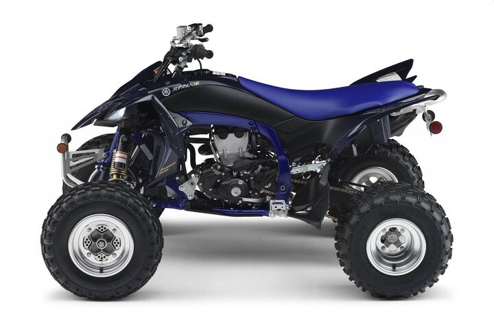 designed to dominate the race track the yfz450r is sure to draw many