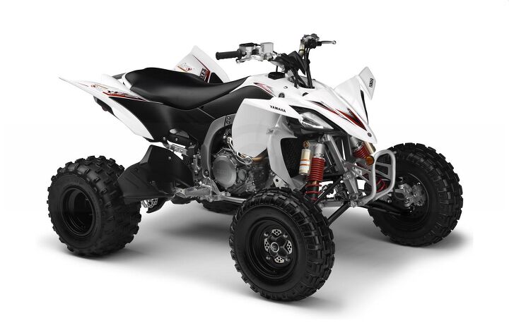 designed to dominate the race track the yfz450r is sure to draw many