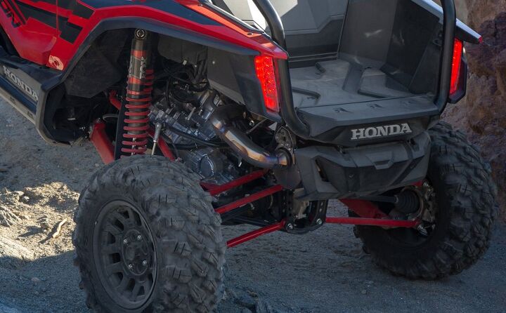 2019 honda talon 1000r vs textron wildcat xx by the numbers, 2019 Honda Talon 1000R Rear Suspension