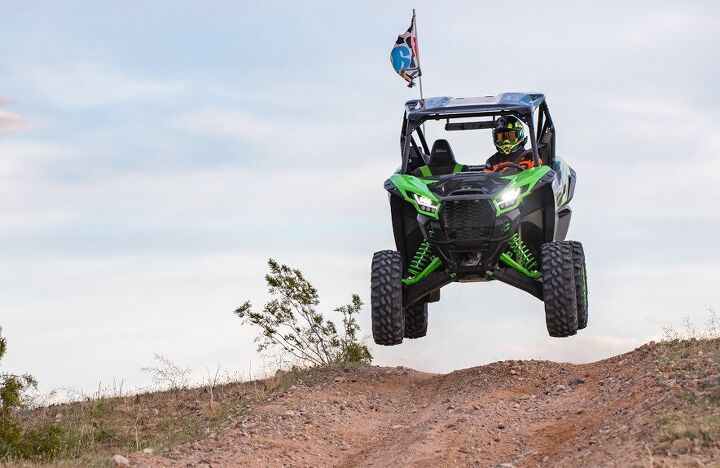 2020 kawasaki teryx krx 1000 vs can am maverick sport x rc, 2020 Kawasaki Teryx KRX 1000 Jump