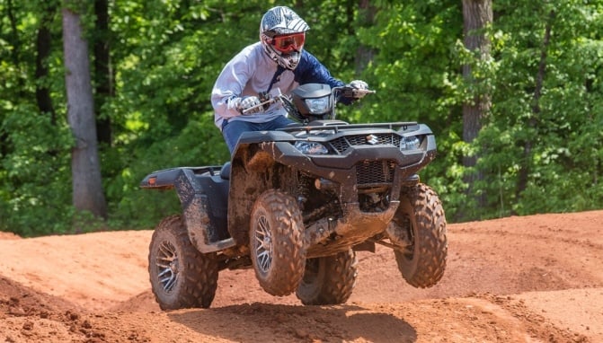 2021 can am outlander 650 dps vs suzuki kingquad 750axi power steering by the, 2019 Suzuki KingQuad 750 Action