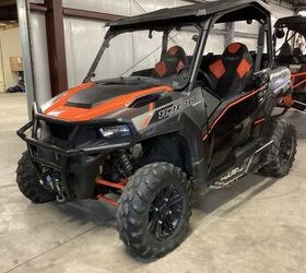 1 owner only 3137 miles power steering polaris audio system roof windshield
