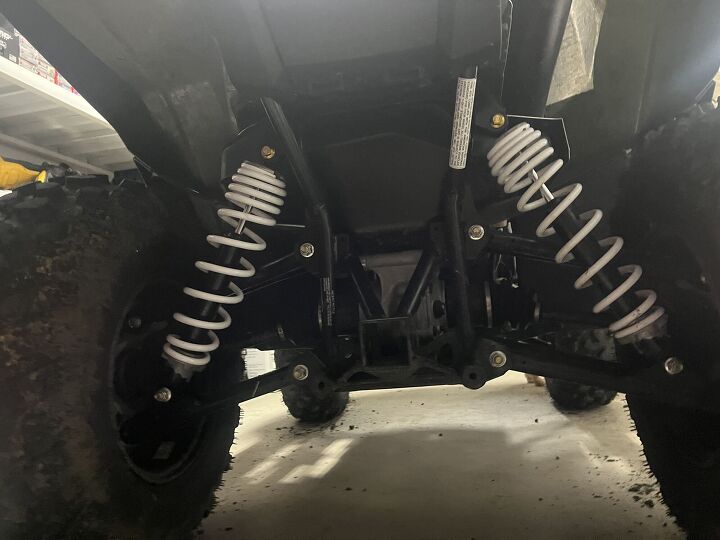2x tracker off road 570s 2020 on demand 4x4 efi