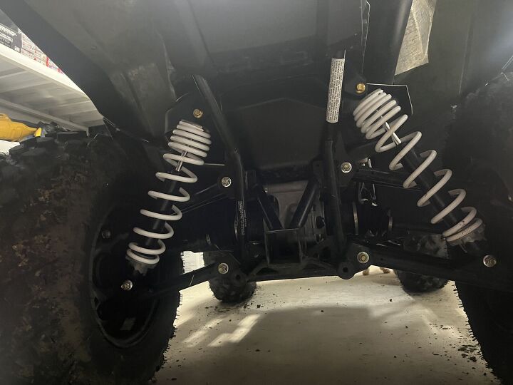 2x tracker off road 570s 2020 on demand 4x4 efi