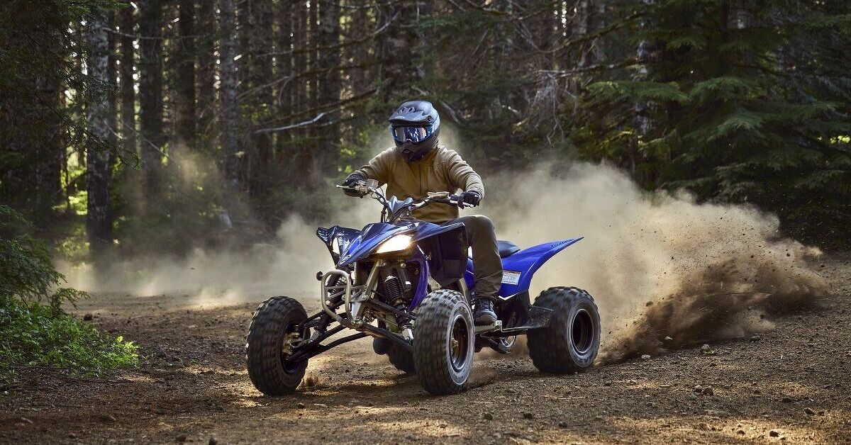 Comparing Independent Rear Suspension (IRS) and Solid Rear Axle (SRA ...