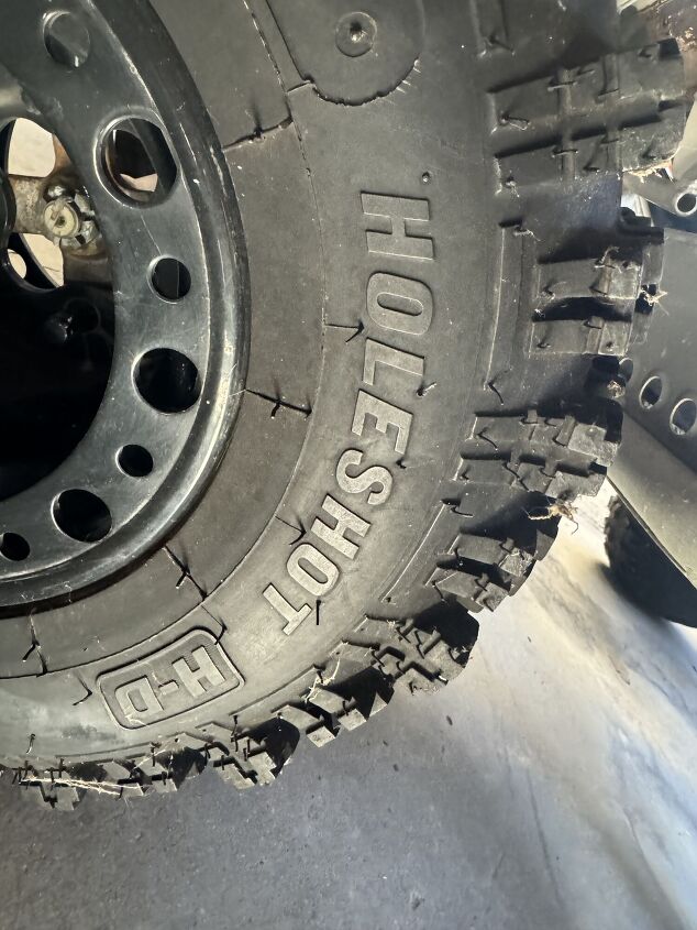 suzuki lt 400, Holeshot Tires
